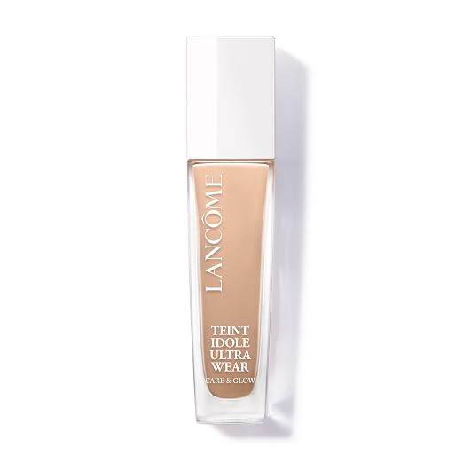 220C: fair-light with cool pink undertones