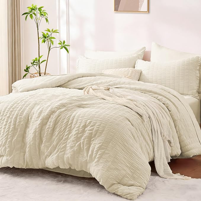 07 - Cream White