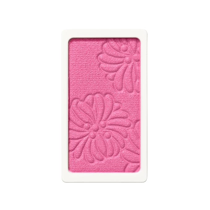 06 Petal toss