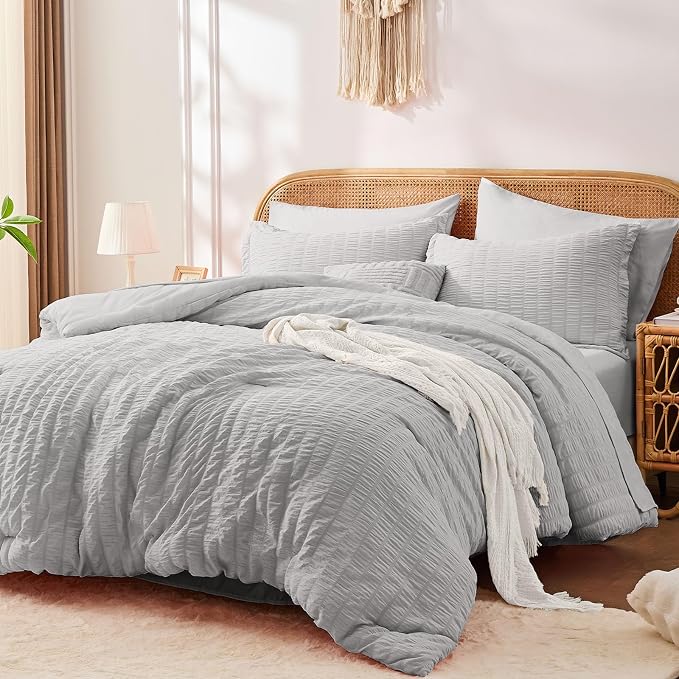 09 - Light Grey