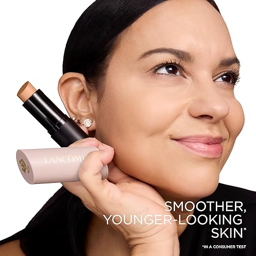 100 Ivoire N: fair skin with neutral/peachy undertones